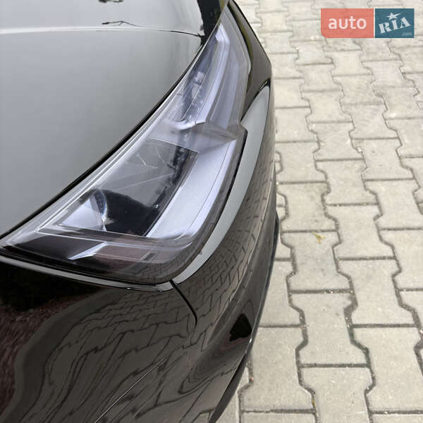 Седан Audi A4 2018 в Тернополі