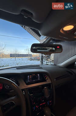 Седан Audi A4 2012 в Луцьку
