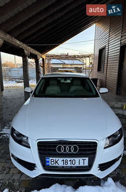 Седан Audi A4 2012 в Луцьку