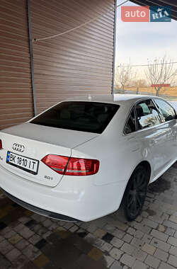 Седан Audi A4 2012 в Луцьку