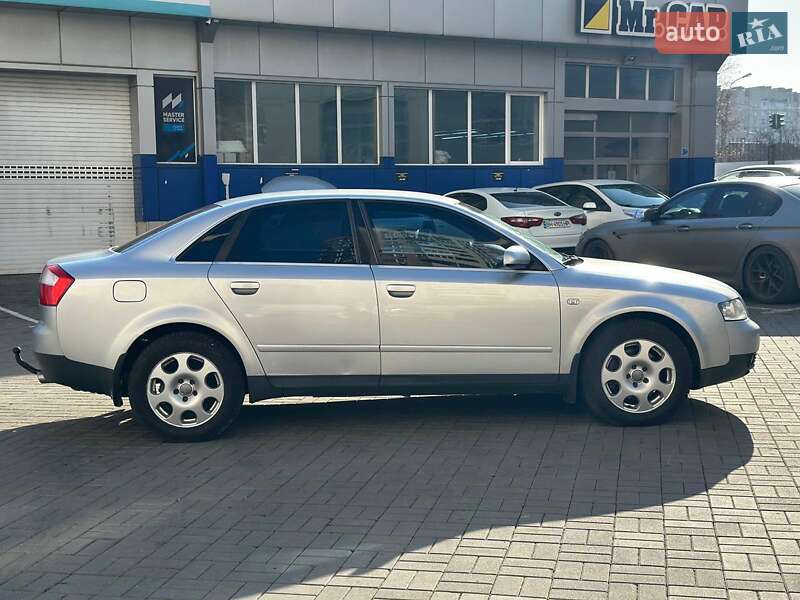 Седан Audi A4 2003 в Одесі