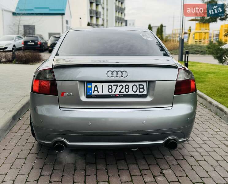 Седан Audi A4 2004 в Білогородці