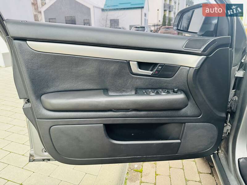 Седан Audi A4 2004 в Білогородці