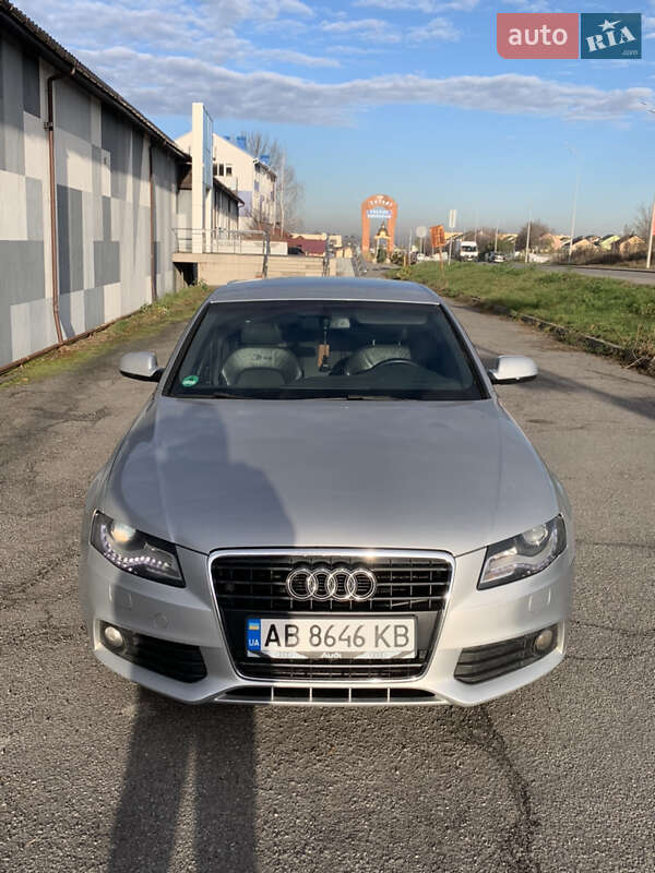 Седан Audi A4 2009 в Виннице