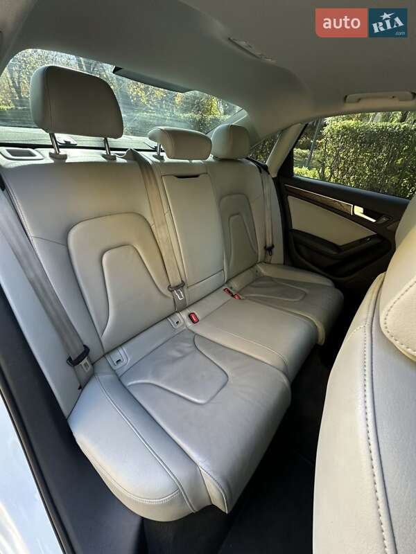 Седан Audi A4 2015 в Тернополі фото 24 Седан Audi A4 2015 в Тернополі