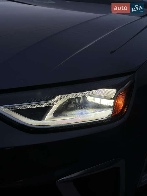 Седан Audi A4 2020 в Києві