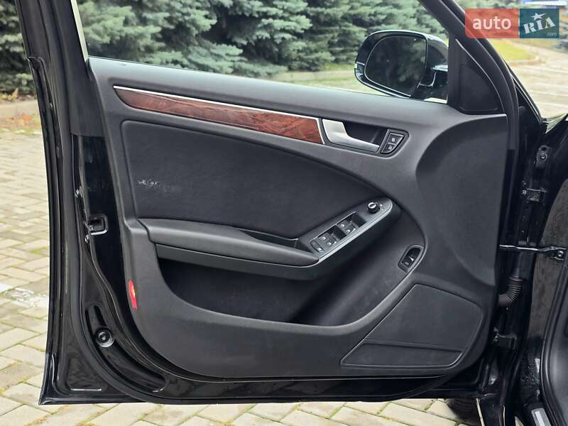 Універсал Audi A4 2011 в Харкові