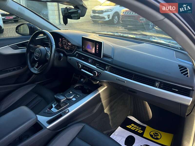 Седан Audi A4 2016 в Івано-Франківську