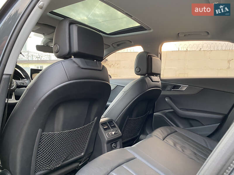 Седан Audi A4 2018 в Днепре