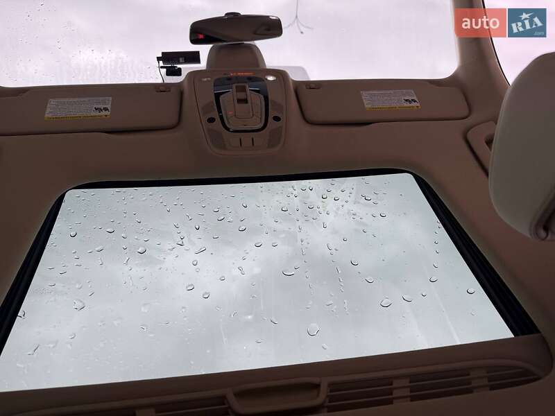 Седан Audi A4 2017 в Киеве