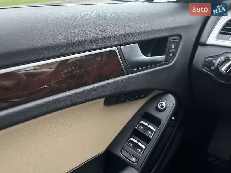 Седан Audi A4 2015 в Черкасах