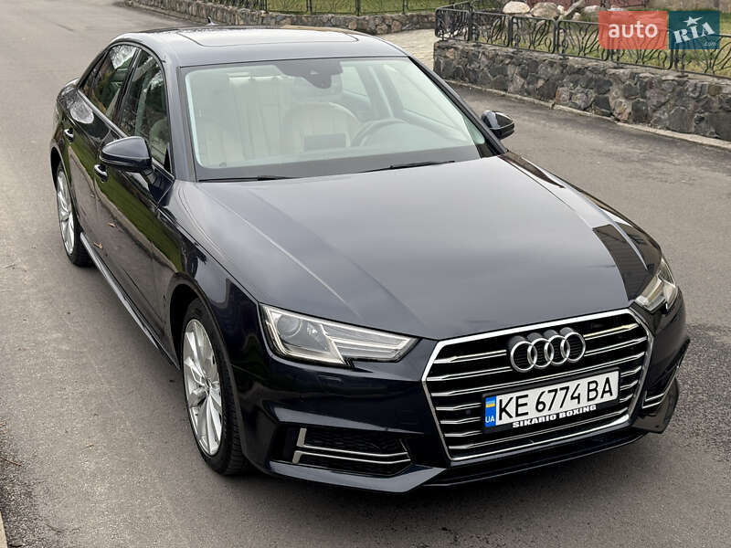 Седан Audi A4 2017 в Дніпрі