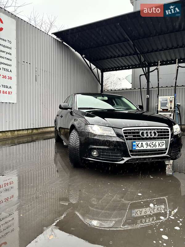 Седан Audi A4 2011 в Киеве