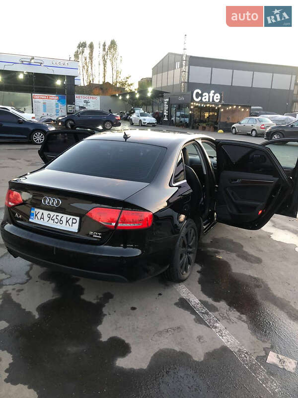 Седан Audi A4 2011 в Киеве