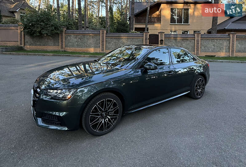 Седан Audi A4 2016 в Чернігові