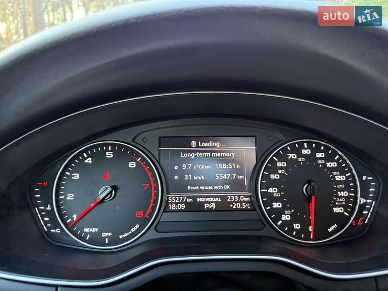 Седан Audi A4 2016 в Чернігові