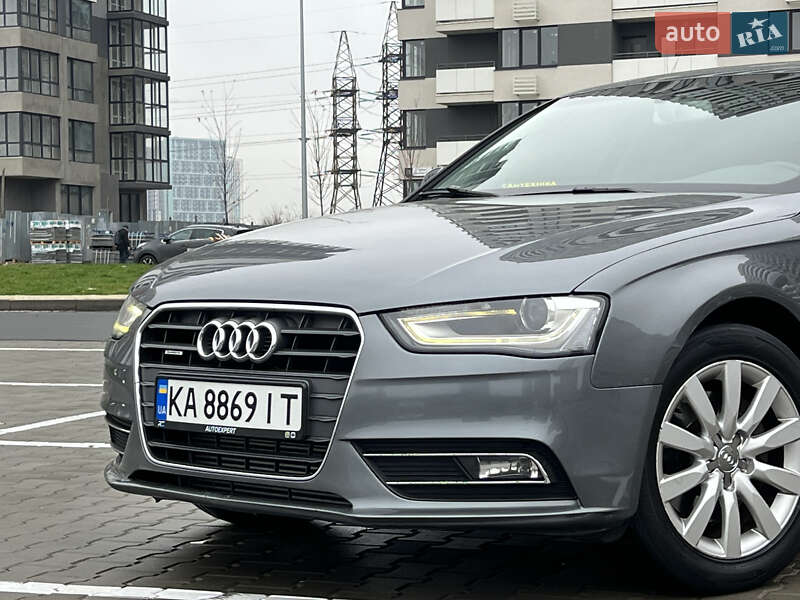 Седан Audi A4 2013 в Києві