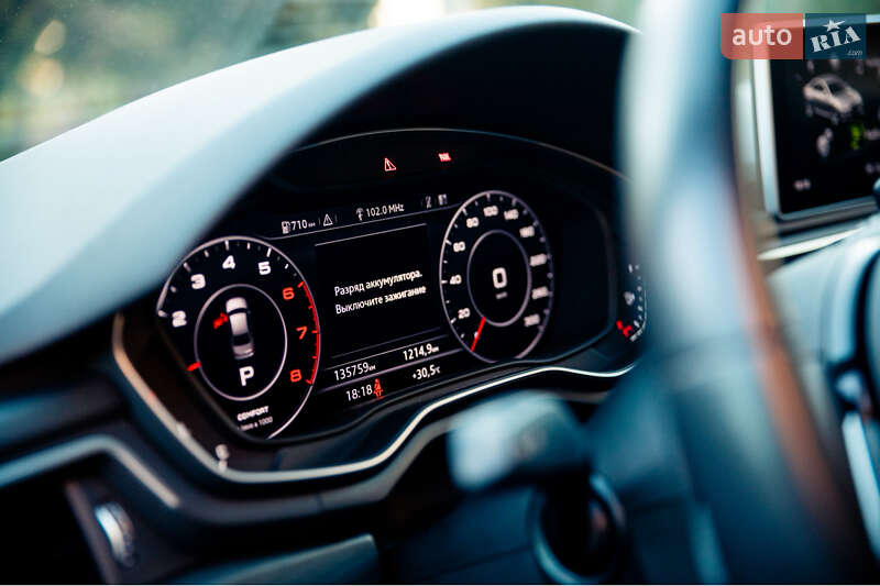 Седан Audi A4 2018 в Харкові