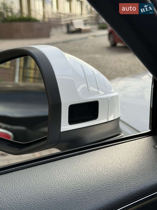 Седан Audi A4 2019 в Одессе