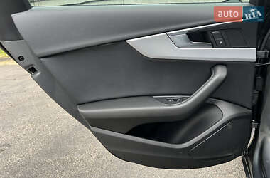Седан Audi A4 2016 в Киеве
