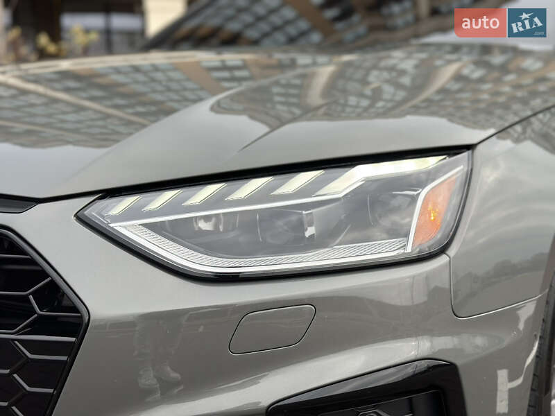 Седан Audi A4 2023 в Киеве