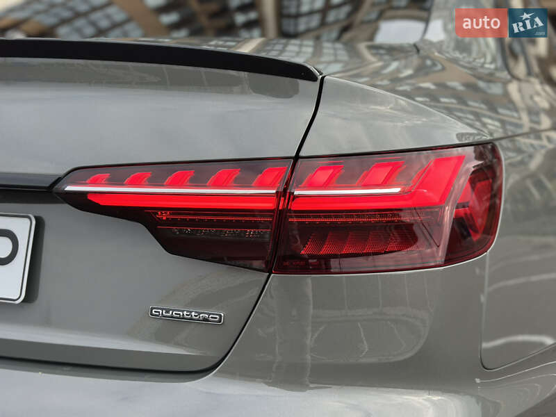 Седан Audi A4 2023 в Киеве
