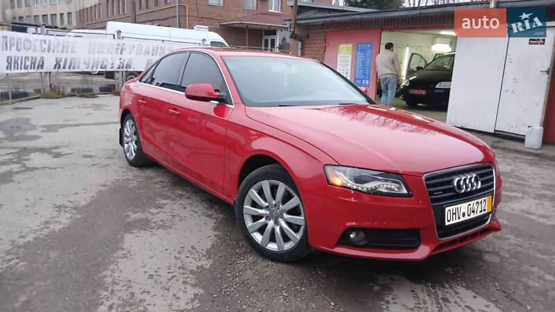 Седан Audi A4 2012 в Тернополе