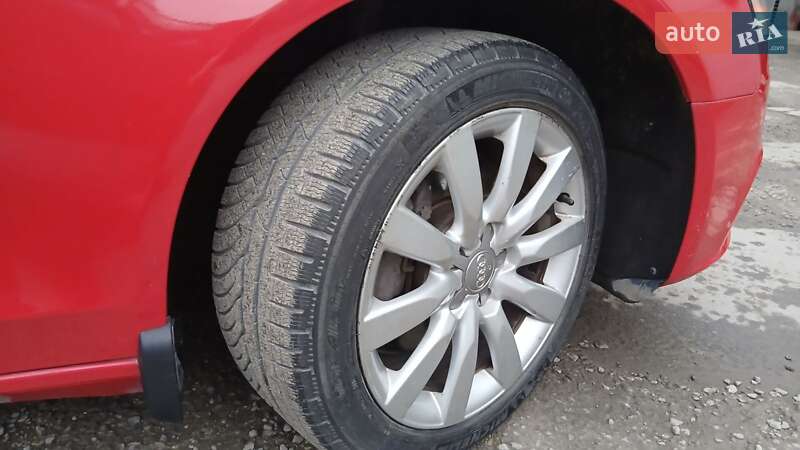 Седан Audi A4 2012 в Тернополе