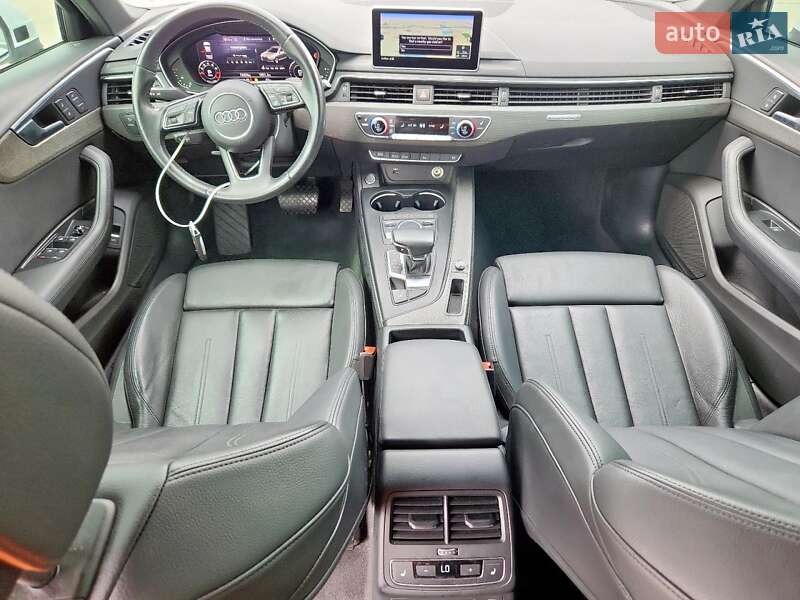 Седан Audi A4 2019 в Львове