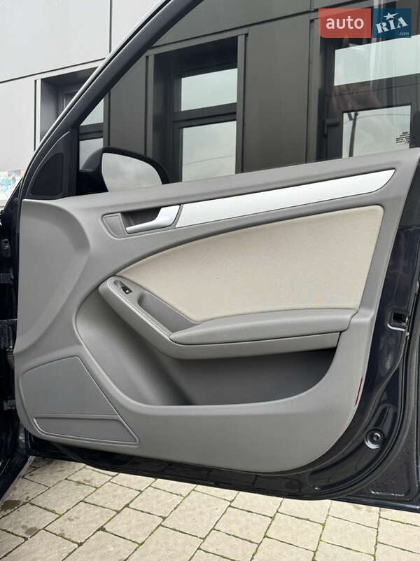 Універсал Audi A4 2011 в Дрогобичі