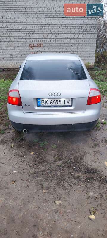 Седан Audi A4 2001 в Харькове