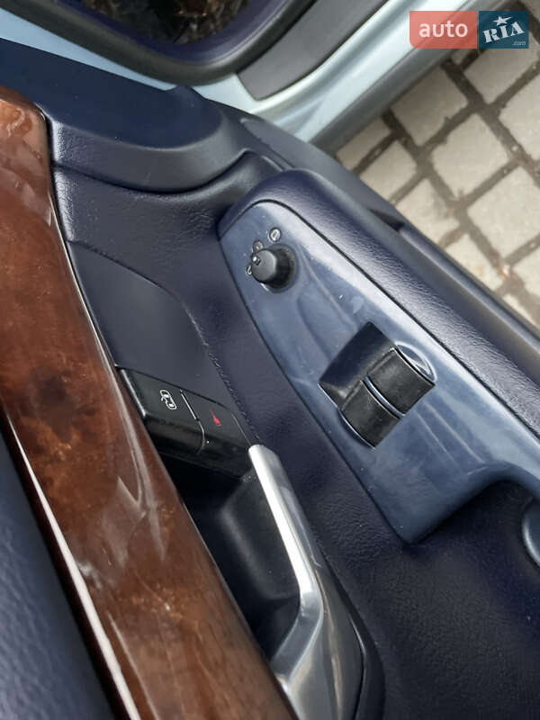 Седан Audi A4 2002 в Львові