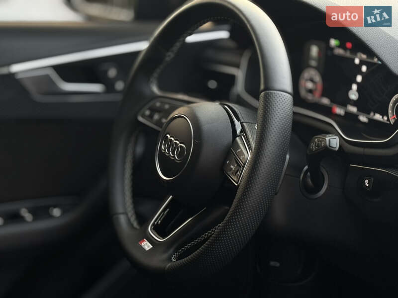 Універсал Audi A4 2021 в Трускавці