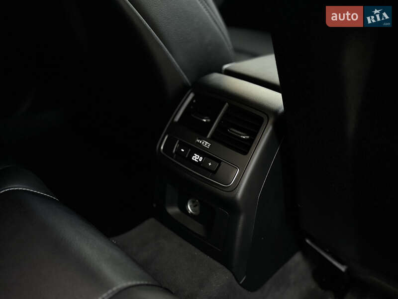 Універсал Audi A4 2021 в Трускавці