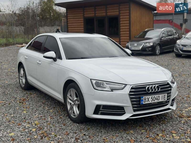 Седан Audi A4 2016 в Хмельницком