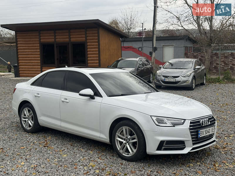 Седан Audi A4 2016 в Хмельницком