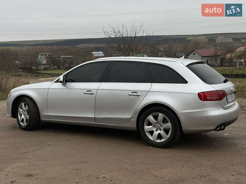 Универсал Audi A4 2011 в Зборове