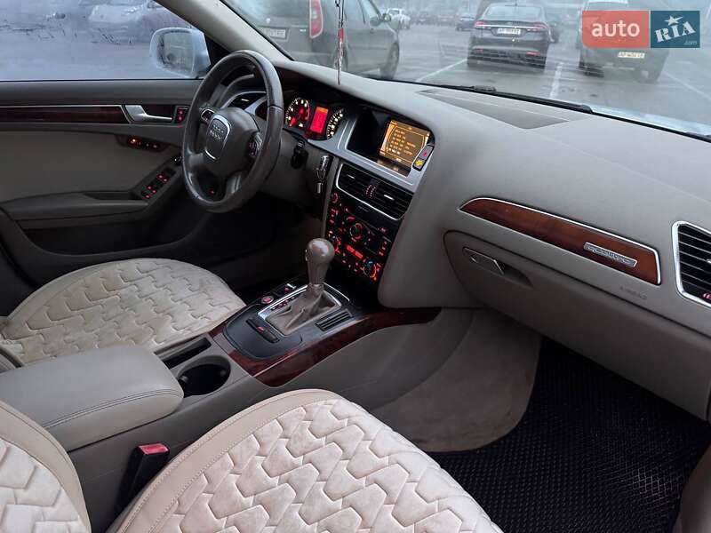 Седан Audi A4 2011 в Запоріжжі