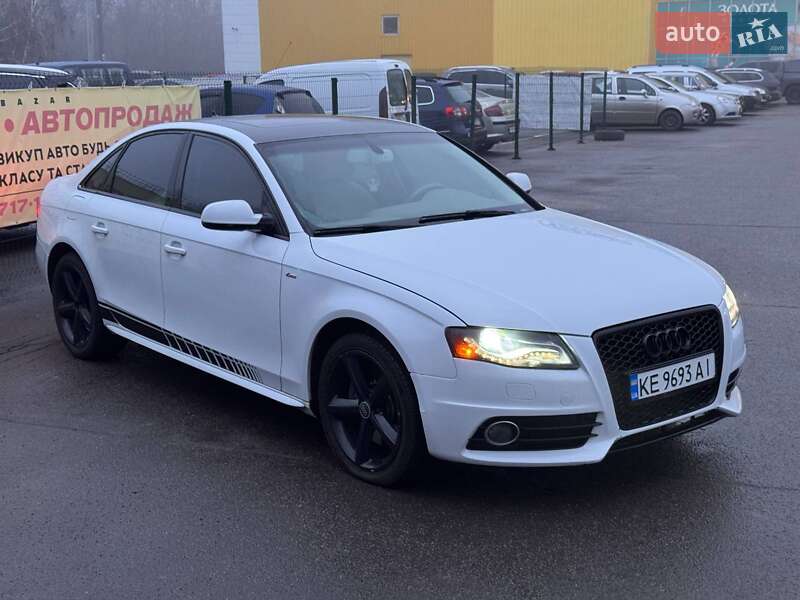 Седан Audi A4 2011 в Запоріжжі