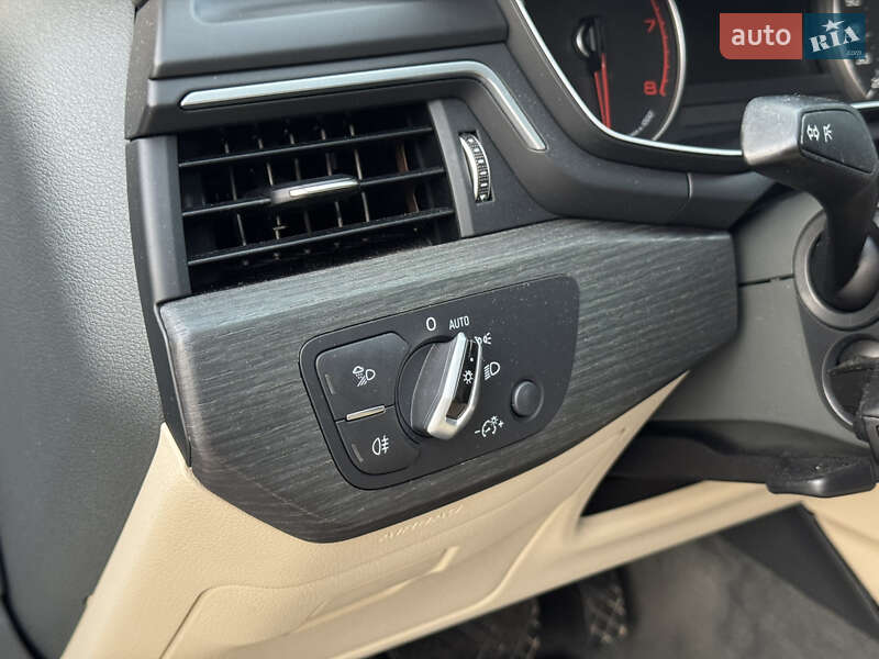 Седан Audi A4 2016 в Тернополі