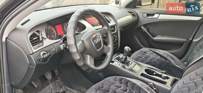 Седан Audi A4 2008 в Дніпрі