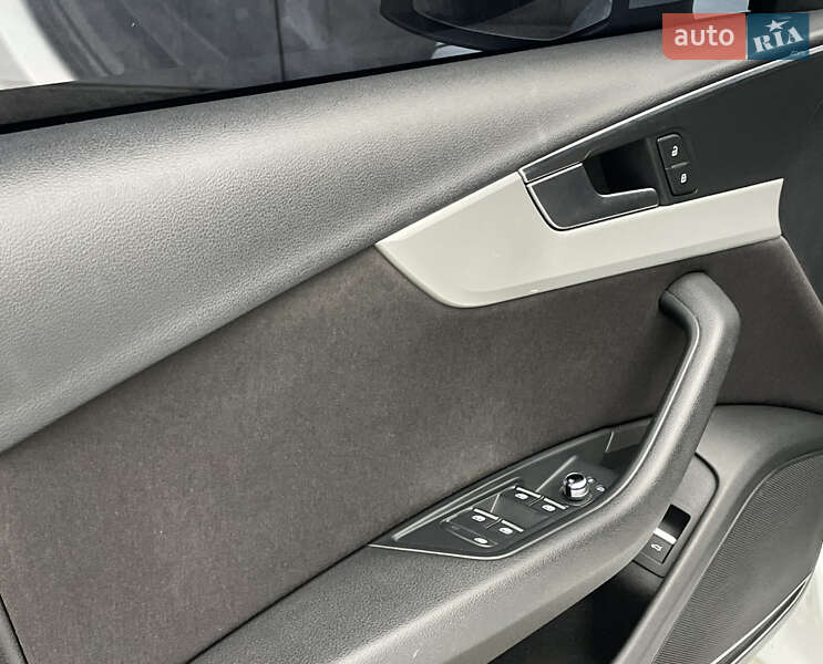 Универсал Audi A4 2018 в Киеве