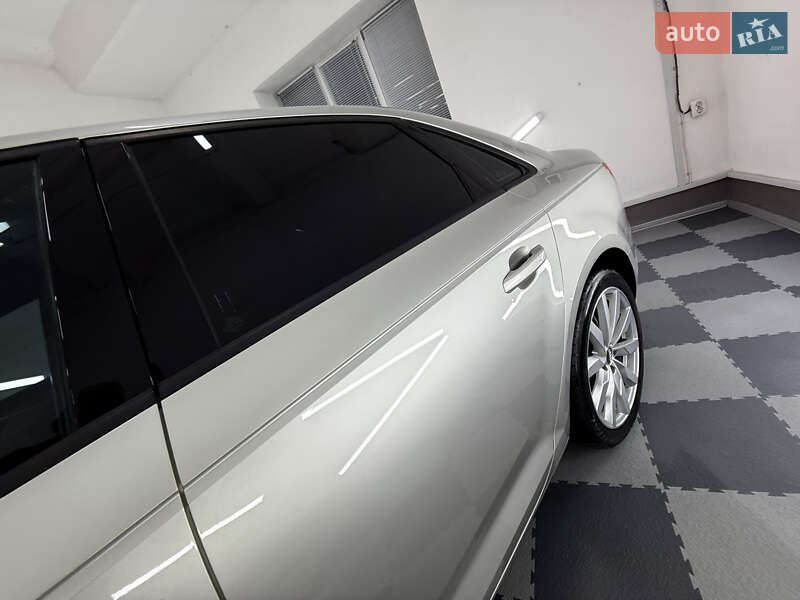 Седан Audi A4 2017 в Трускавце