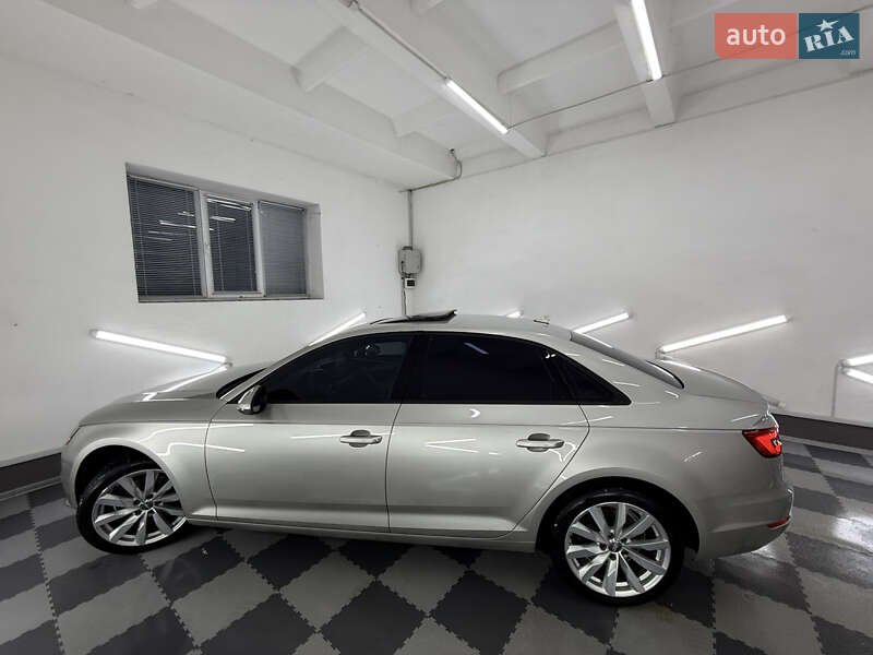 Седан Audi A4 2017 в Трускавце