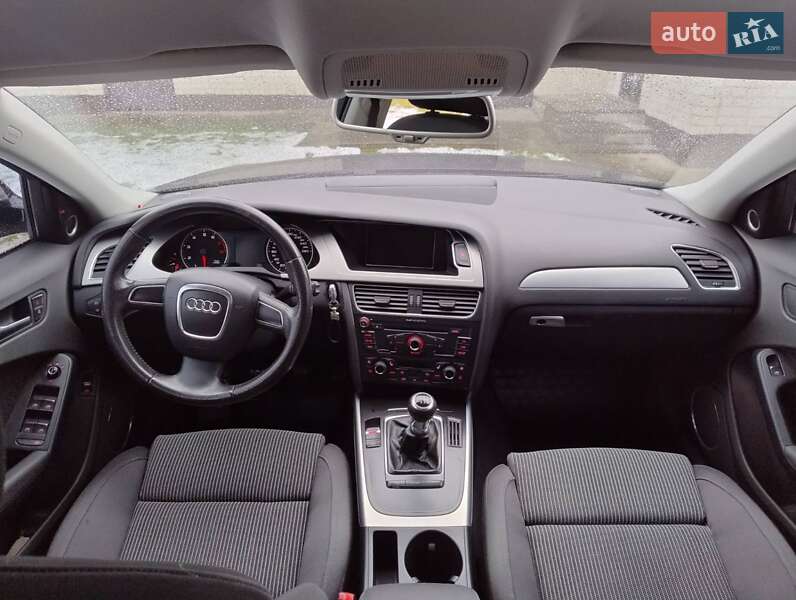 Седан Audi A4 2008 в Львові
