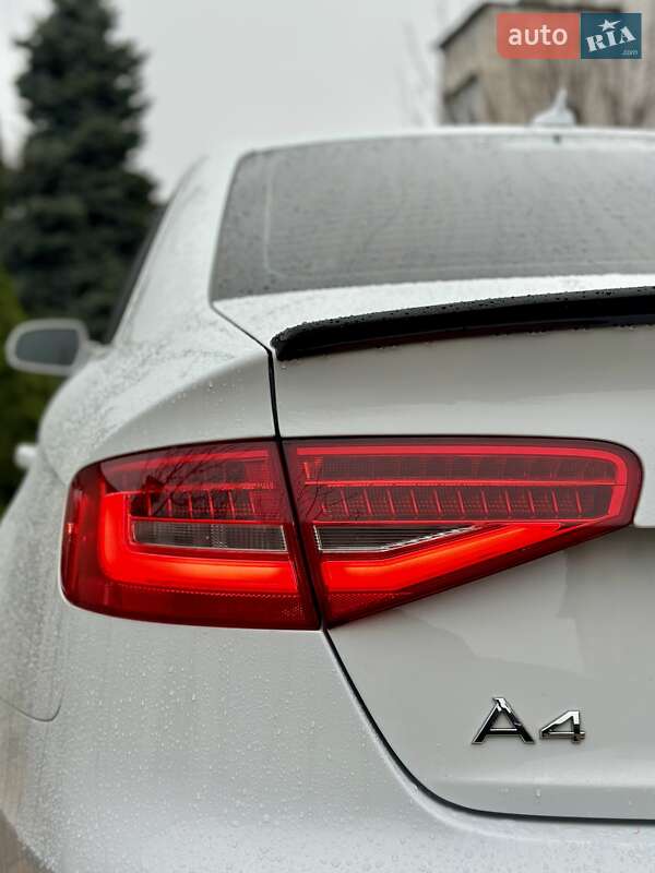 Седан Audi A4 2015 в Вінниці