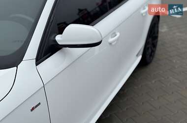 Седан Audi A4 2013 в Виннице