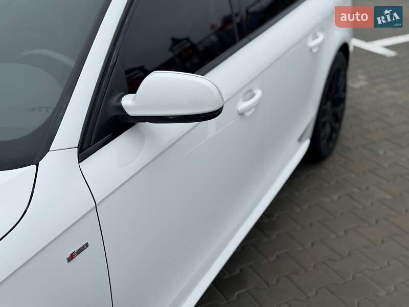 Седан Audi A4 2013 в Виннице
