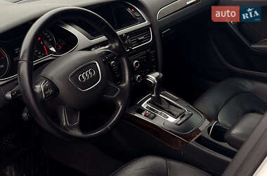 Седан Audi A4 2013 в Виннице