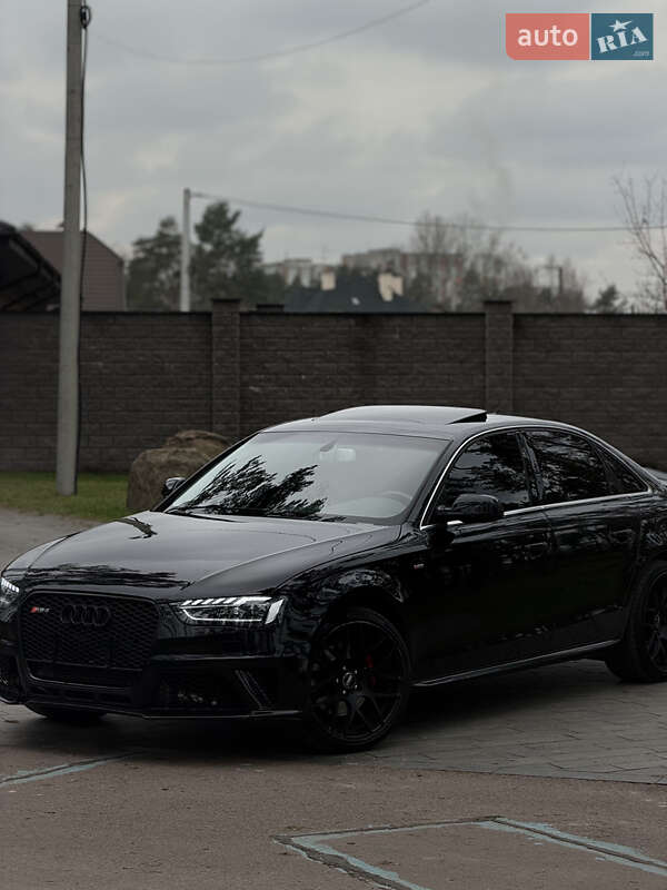 Седан Audi A4 2013 в Житомирі
